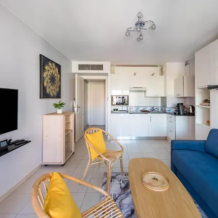 Beau Studio Véranda à deux pas de la mer - parking inclus Juan-les-Pins Extérieur photo