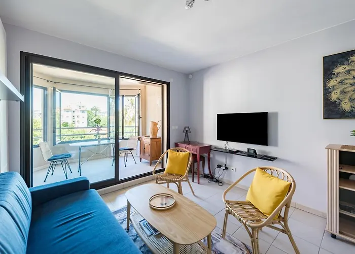Beau Studio Veranda A Deux Pas De La Mer - Parking Inclus
