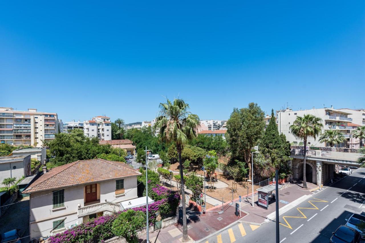 Beau Veranda A Deux Pas De La - Parking Inclus Apartment Juan-les-Pins